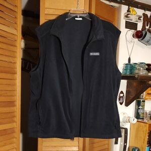 Columbia Dark Gray Fleece Vest